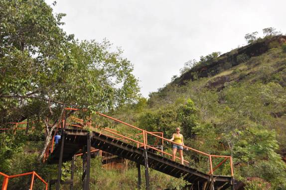 A longa subida para o alto da tirolesa dos 1.200 metros, na Chapada das Mesas, região de Carolina - MA